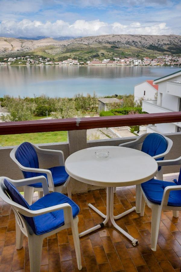 Apartments By The Sea Pag - 532 Pag Town Exterior photo